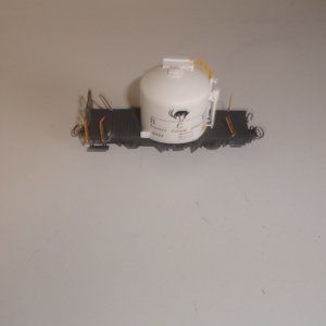 Bemo RHB N scale train car Cement tank railroad